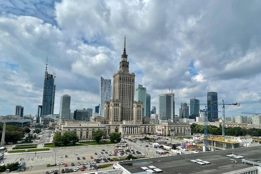 Sawa Apartment 2Xmetro Wifi 500 Mbs 50'Tv Netflix Hbo Appletv+ Warsaw Exterior photo
